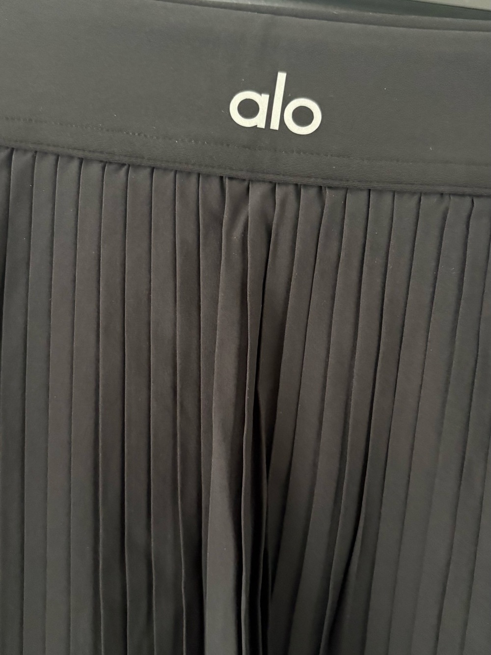 New ALO Yoga Women’s Black Pleated Tennis Skort US 6,M - Picture 6 of 8